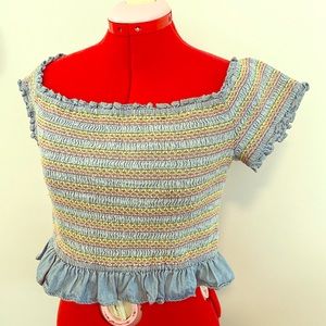 Zig zag off the shoulder crop